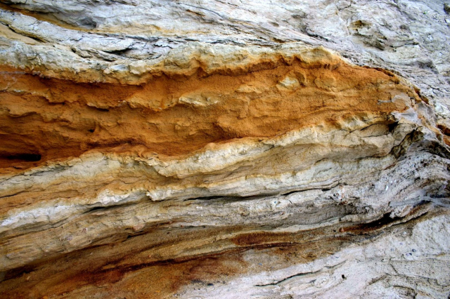 Skąd wziął się gaz w głębokich warstwach geologicznych?